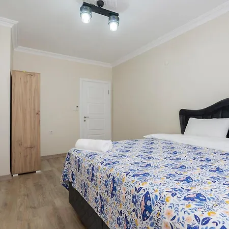 Steps Away From Historical Apartman Bursa
