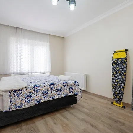 Steps Away From Historical Apartman *