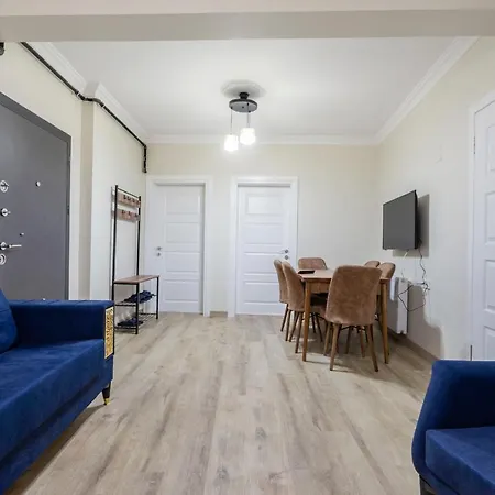 Apartman Steps Away From Historical *