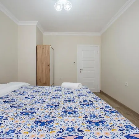 Steps Away From Historical Apartman Bursa