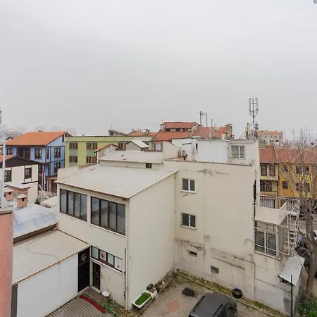 Apartman Steps Away From Historical