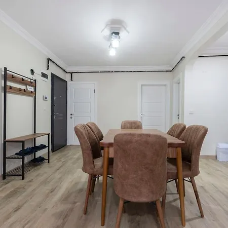 Apartman Steps Away From Historical